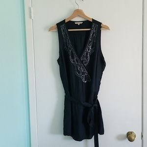 Navy tunic top with neckline detail